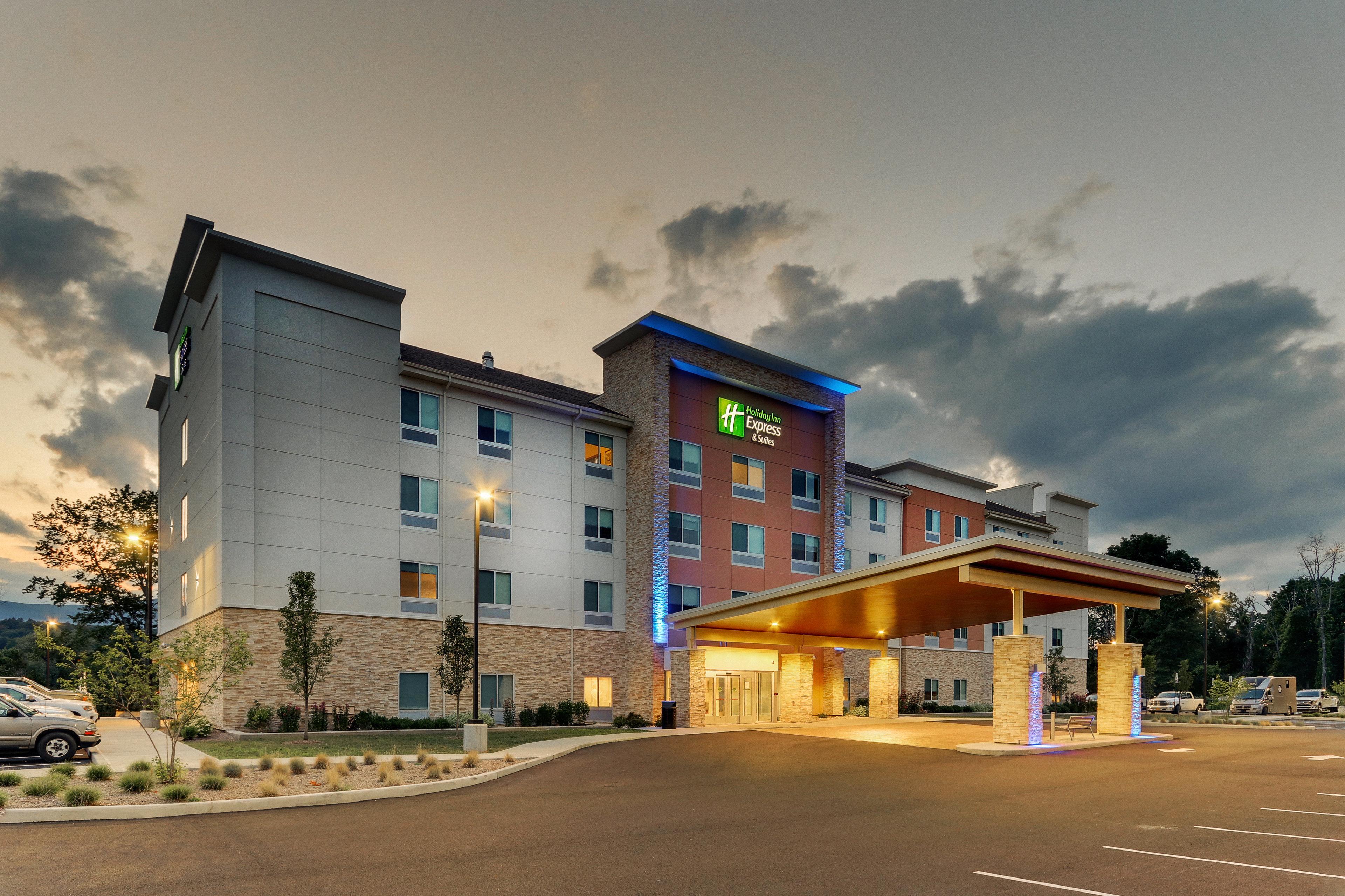 Holiday Inn Express & Suites - Saugerties - Hudson Valley By Ihg Buitenkant foto