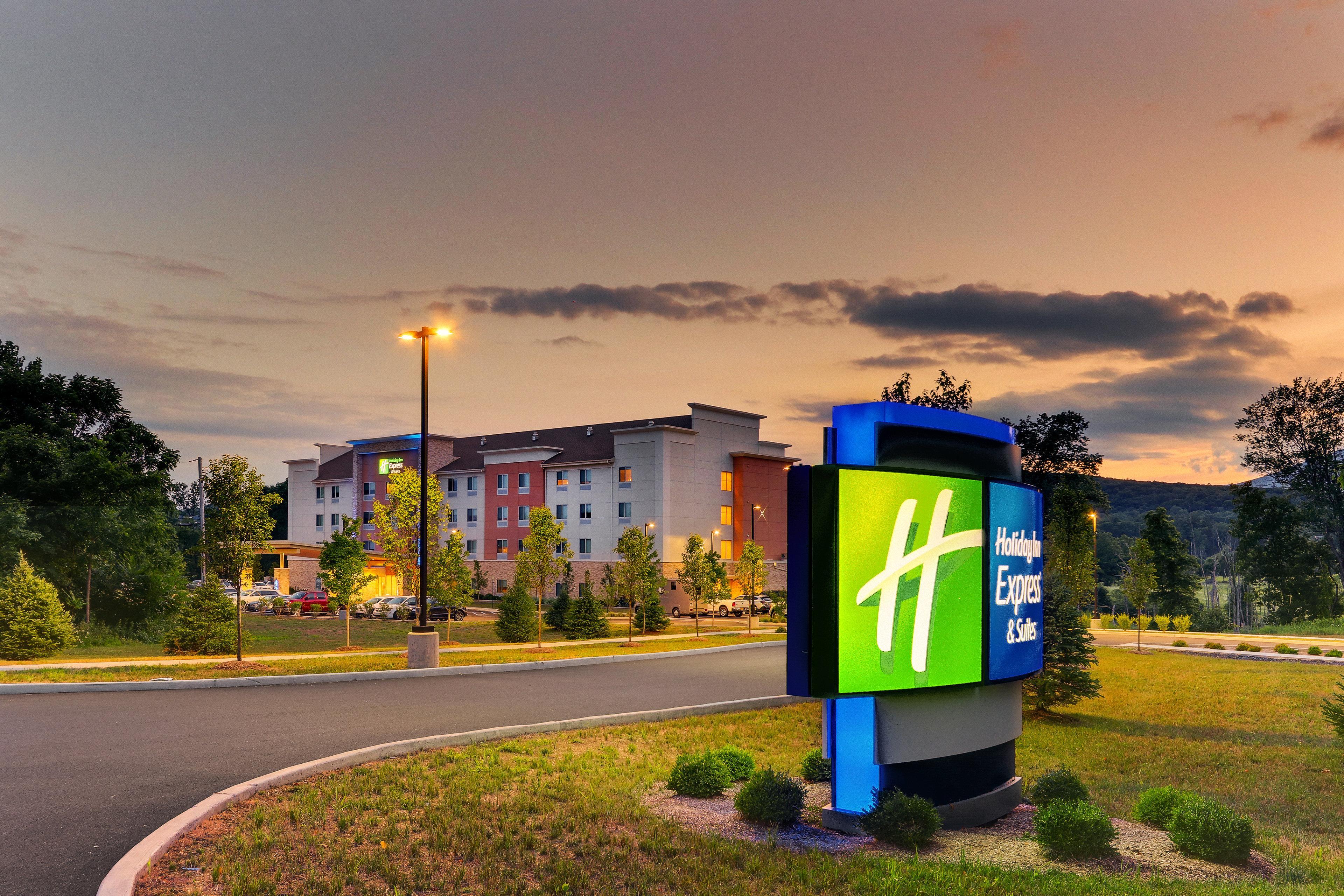 Holiday Inn Express & Suites - Saugerties - Hudson Valley By Ihg Buitenkant foto